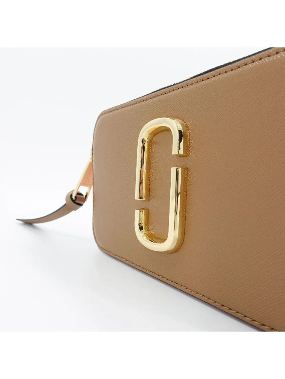 Marc Jacobs Snapshot Camera Bag in Saffiano Leather Brown OS